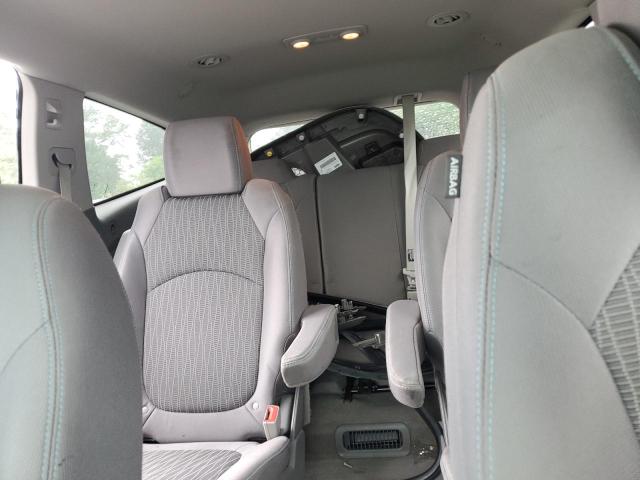 Photo 10 from auction – 2017 CHEVROLET TRAVERSE L with VIN 1GNKVHKD9HJ158309