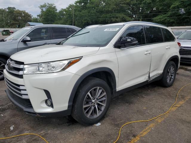 TOYOTA HIGHLANDER 2019 with VIN 5TDKZRFH0KS551836 - Photo from auction