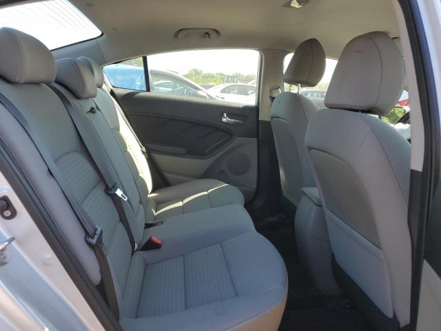 Photo 10 from auction – 2016 KIA FORTE LX with VIN KNAFX4A62G5497532