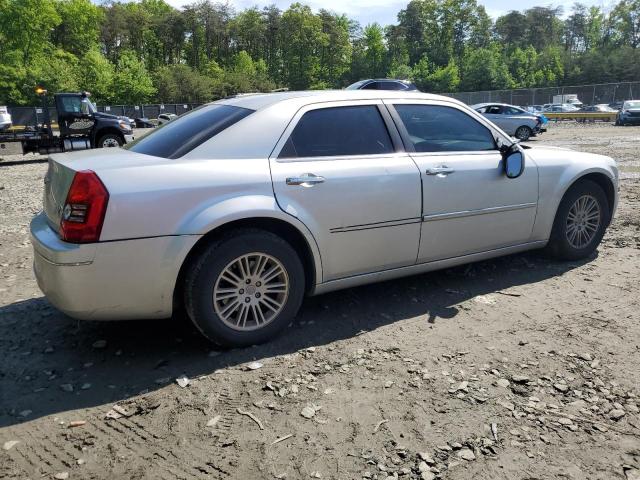 Photo 3 from auction – 2010 CHRYSLER 300 TOURIN with VIN 2C3CA5CV6AH319791