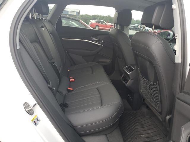 Photo 11 from auction – 2022 AUDI E-TRON PRE with VIN WA1LAAGE4NB034160