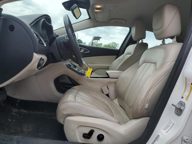 Photo 7 from auction – 2015 CHRYSLER 200 C with VIN 1C3CCCEGXFN523800