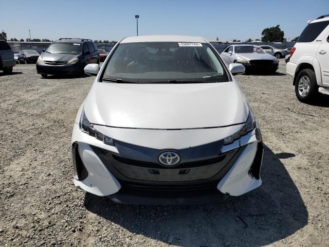 Photo 5 from auction – 2018 TOYOTA PRIUS PRIM with VIN JTDKARFP4J3099520