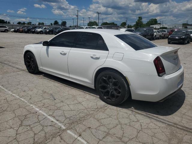 Photo 2 from auction – 2019 CHRYSLER 300 S with VIN 2C3CCABT1KH704891