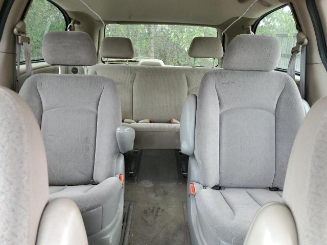 Photo 10 from auction – 2002 DODGE GRAND CARA with VIN 2B4GP44342R705556