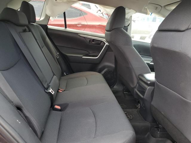 Photo 10 from auction – 2021 TOYOTA RAV4 LE with VIN 2T3F1RFV3MC194105