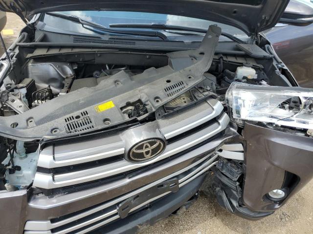 Photo 11 from auction – 2018 TOYOTA HIGHLANDER with VIN 5TDJZRFH1JS544159