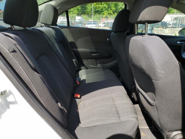 Photo 10 from auction – 2018 CHEVROLET SONIC LT with VIN 1G1JD5SG1J4133773