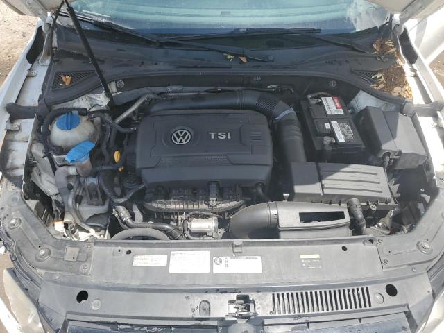 Photo 11 from auction – 2015 VOLKSWAGEN PASSAT S with VIN 1VWAT7A33FC095011
