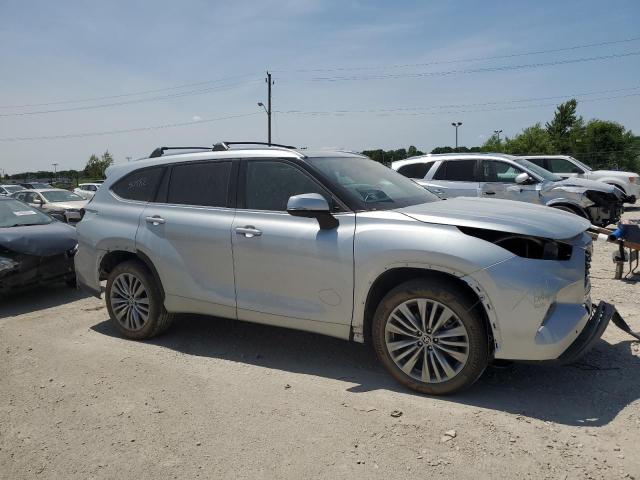Photo 4 from auction – 2022 TOYOTA HIGHLANDER with VIN 5TDFZRBH4NS222455