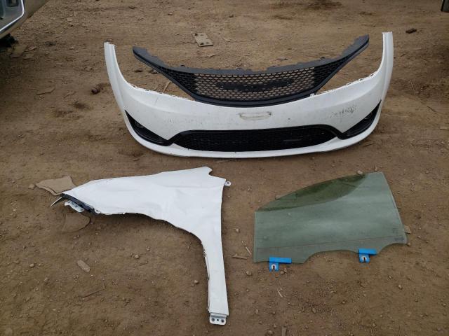 Photo 13 from auction – 2018 CHRYSLER PACIFICA T with VIN 2C4RC1BG7JR198100