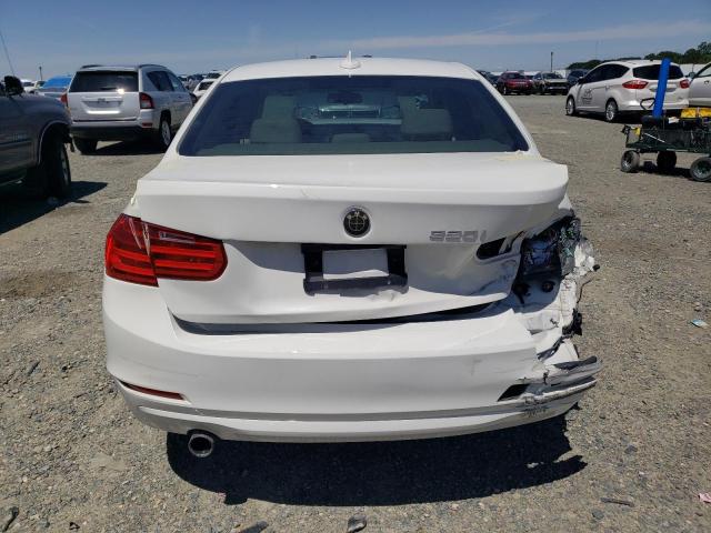 Photo 6 from auction – 2014 BMW 320 I with VIN WBA3B1C51EK132777