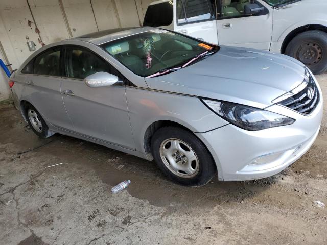 Photo 4 from auction – 2011 HYUNDAI SONATA SE with VIN 5NPEC4AC4BH227792