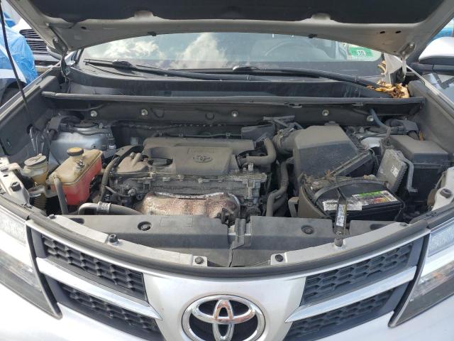 Photo 11 from auction – 2014 TOYOTA RAV4 XLE with VIN 2T3RFREV4EW216080