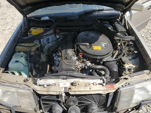 Photo 11 from auction – 1990 MERCEDES-BENZ 300 E 2.6 with VIN WDBEA26D7LB163079