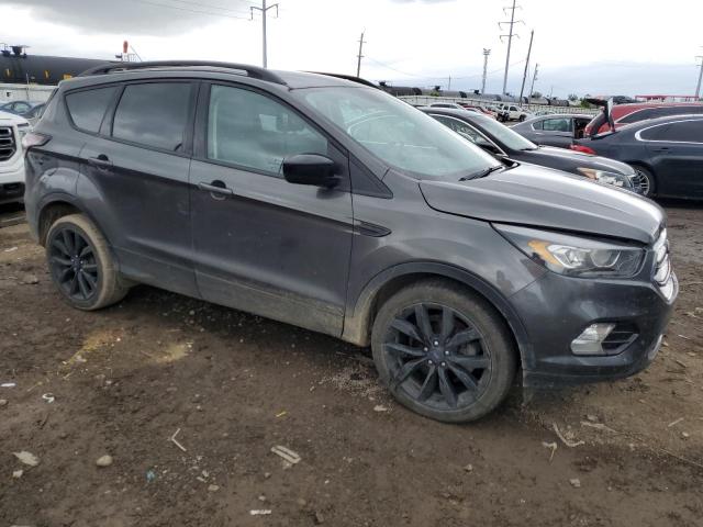 Photo 4 from auction – 2017 FORD ESCAPE SE with VIN 1FMCU0GD7HUF06080