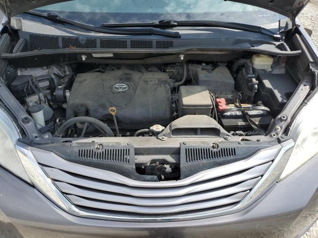 Photo 12 from auction – 2017 TOYOTA SIENNA XLE with VIN 5TDYZ3DC6HS826472