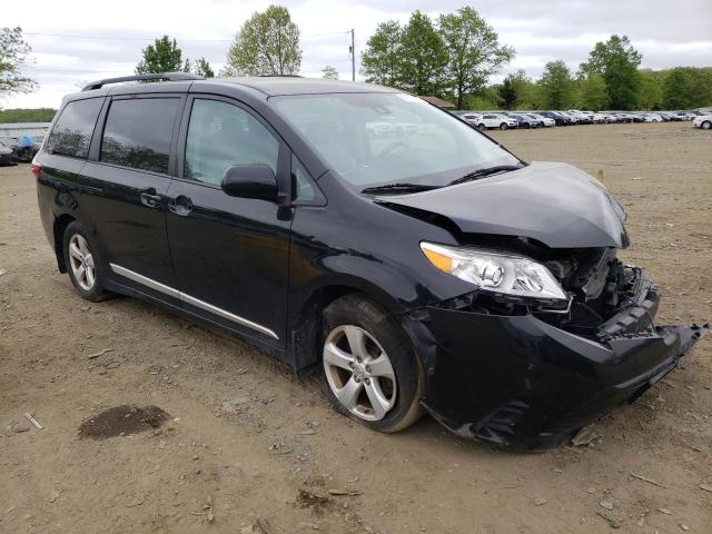 Photo 4 from auction – 2018 TOYOTA SIENNA LE with VIN 5TDKZ3DCXJS943175