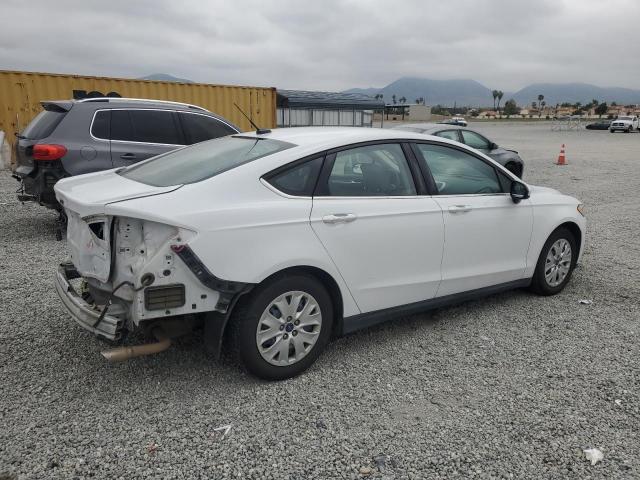 Photo 3 from auction – 2014 FORD FUSION S with VIN 3FA6P0G71ER298970