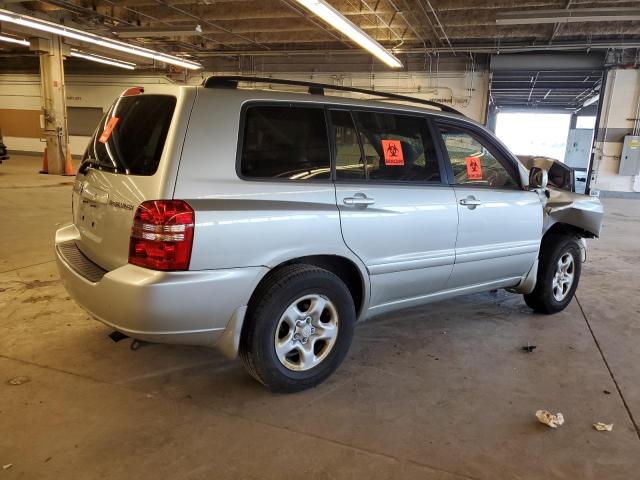Photo 3 from auction – 2003 TOYOTA HIGHLANDER with VIN JTEGD21A930057500