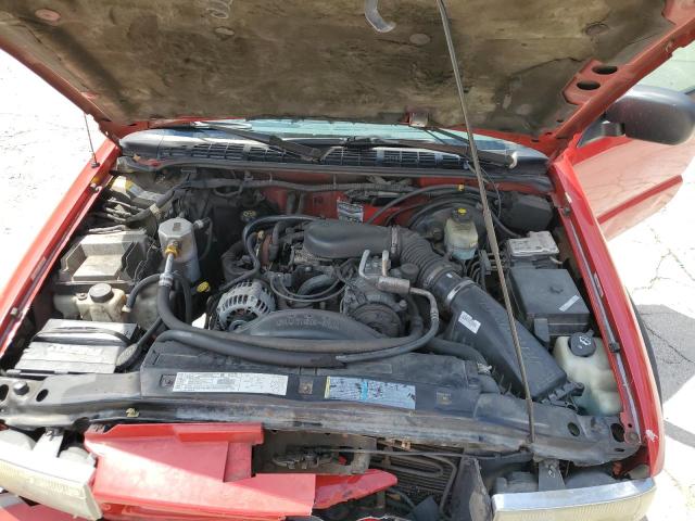 Photo 12 from auction – 2002 CHEVROLET BLAZER with VIN 1GNCT18W92K167667