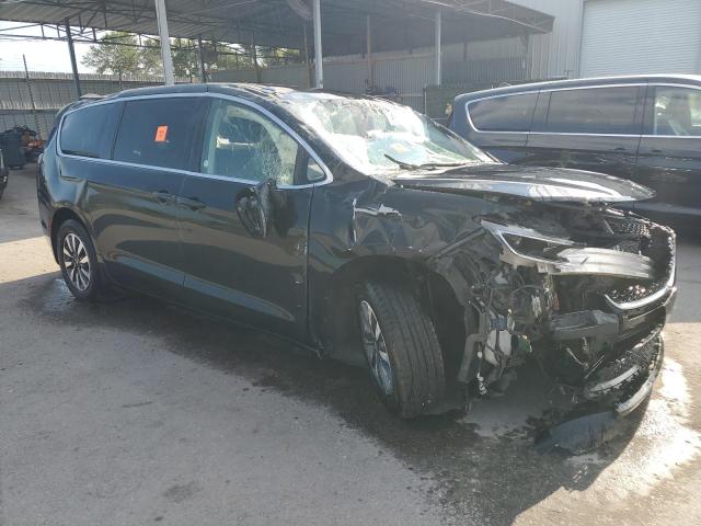 Photo 4 from auction – 2022 CHRYSLER PACIFICA H with VIN 2C4RC1L74NR124282