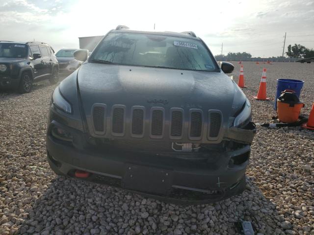 Photo 5 from auction – 2018 JEEP CHEROKEE T with VIN 1C4PJMBX1JD562416