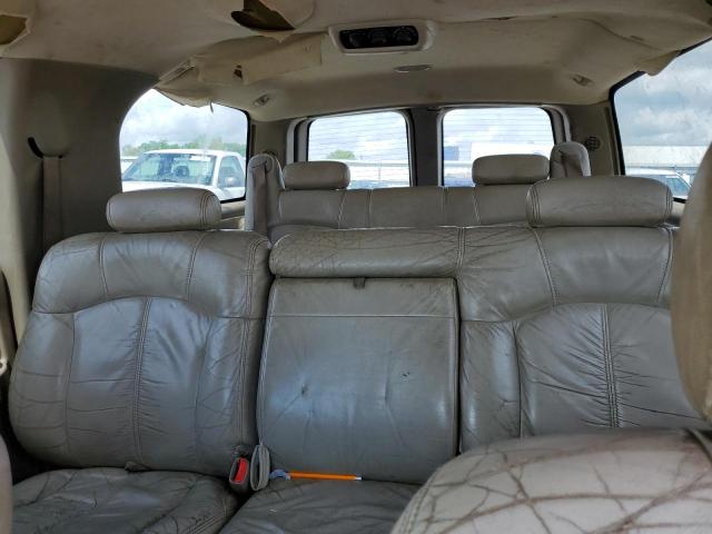 Photo 10 from auction – 2002 CHEVROLET SUBURBAN K with VIN 3GNFK16Z72G237462