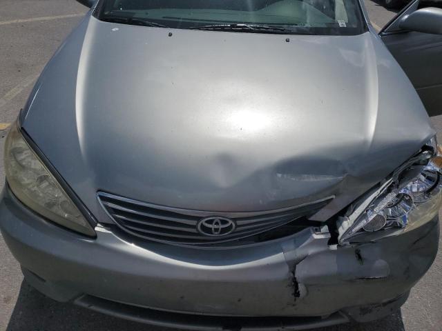 Photo 11 from auction – 2005 TOYOTA CAMRY LE with VIN 4T1BF30K55U618257