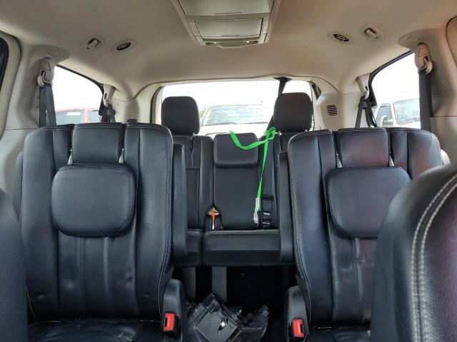 Photo 10 from auction – 2015 CHRYSLER TOWN & COU with VIN 2C4RC1BG9FR594603