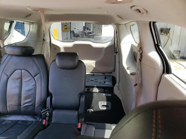 Photo 10 from auction – 2017 CHRYSLER PACIFICA T with VIN 2C4RC1BG2HR645099