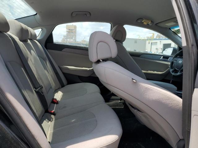 Photo 10 from auction – 2017 HYUNDAI SONATA SE with VIN 5NPE24AF1HH455318