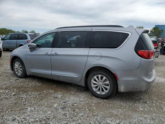 Photo 2 from auction – 2017 CHRYSLER PACIFICA T with VIN 2C4RC1BG5HR526639