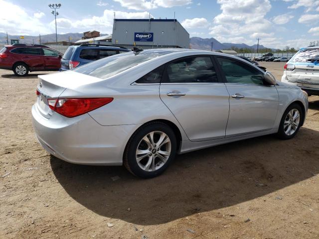 Photo 3 from auction – 2012 HYUNDAI SONATA SE with VIN 5NPEC4AC4CH309281