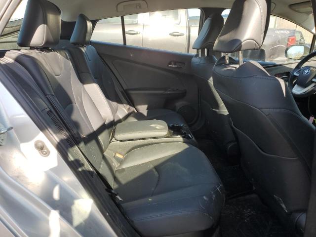Photo 10 from auction – 2018 TOYOTA PRIUS PRIM with VIN JTDKARFP4J3075623