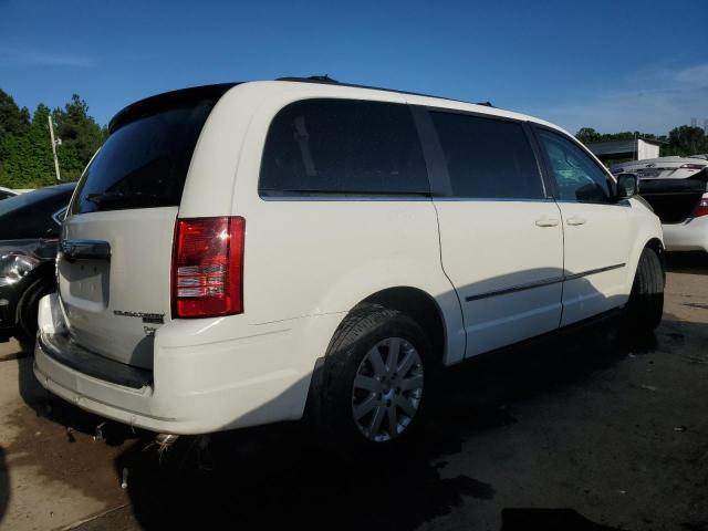 Photo 3 from auction – 2010 CHRYSLER TOWN & COU with VIN 2A4RR8DX4AR428870