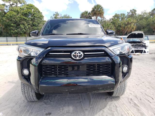 Photo 5 from auction – 2020 TOYOTA 4RUNNER SR with VIN JTEBU5JR7L5786759