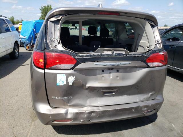 Photo 6 from auction – 2017 CHRYSLER PACIFICA T with VIN 2C4RC1DG4HR642833