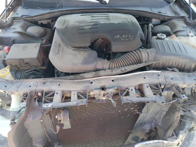 Photo 11 from auction – 2017 CHRYSLER 300 LIMITE with VIN 2C3CCAAG8HH521727