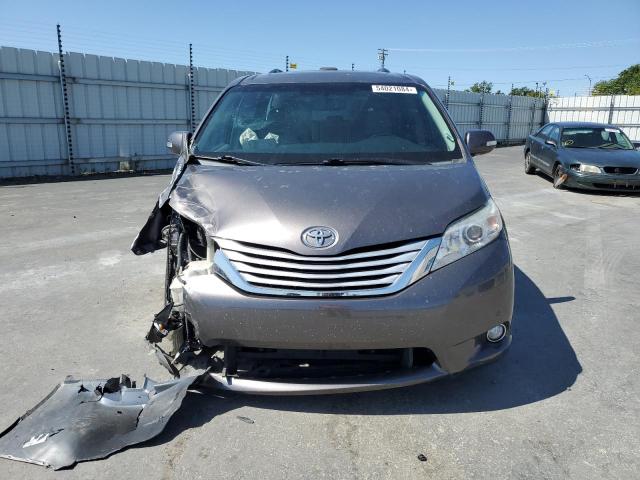 Photo 5 from auction – 2013 TOYOTA SIENNA XLE with VIN 5TDDK3DC8DS059625