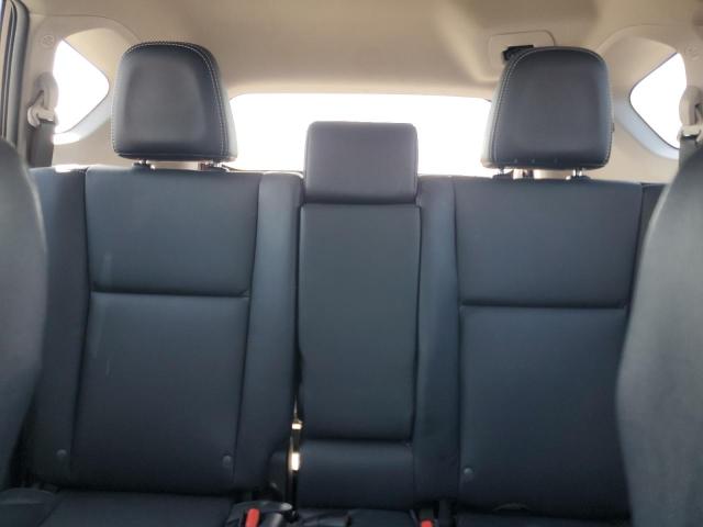 Photo 10 from auction – 2017 TOYOTA RAV4 LIMIT with VIN 2T3DFREV2HW545391