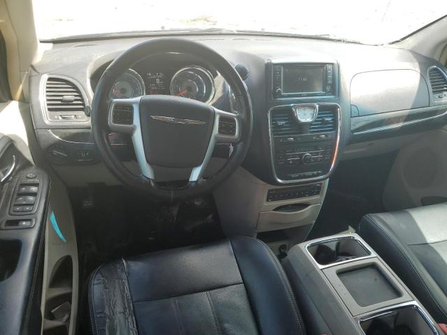 Photo 8 from auction – 2012 CHRYSLER TOWN & COU with VIN 2C4RC1CGXCR220981