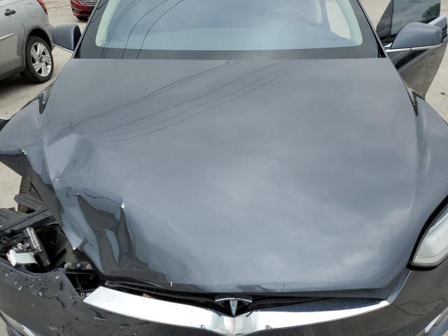 Photo 11 from auction – 2016 TESLA MODEL X with VIN 5YJXCBE27GF008829