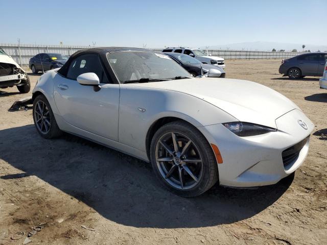 Photo 4 from auction – 2016 MAZDA MX-5 MIATA with VIN JM1NDAD77G0102865