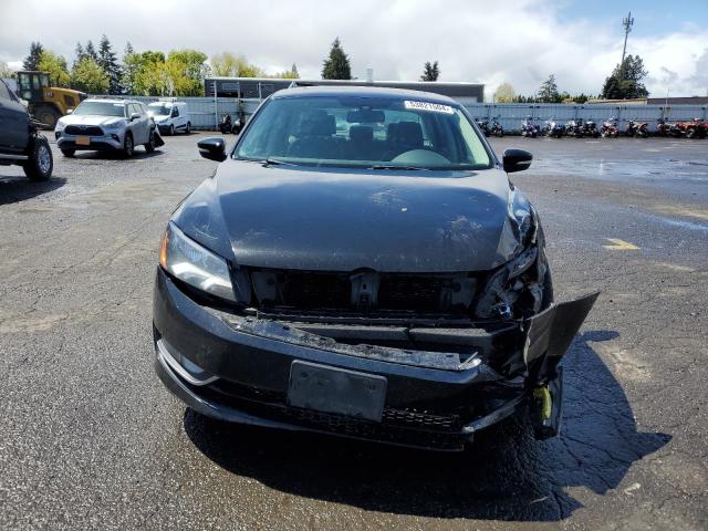 Photo 5 from auction – 2015 VOLKSWAGEN PASSAT SE with VIN 1VWBV7A37FC121432