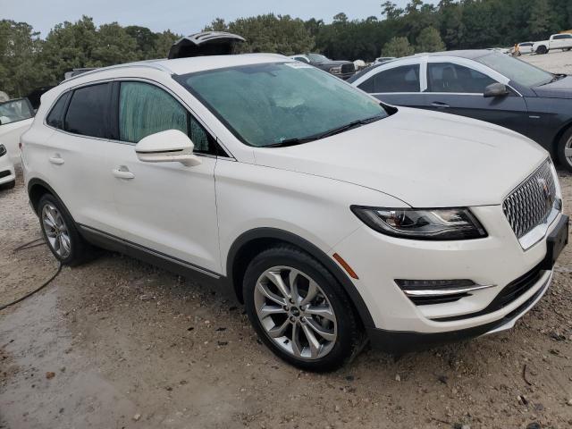Photo 4 from auction – 2019 LINCOLN MKC SELECT with VIN 5LMCJ2C94KUL08759
