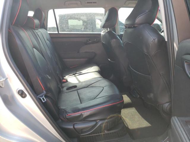 Photo 11 from auction – 2023 TOYOTA HIGHLANDER with VIN 5TDZARAH2PS517627