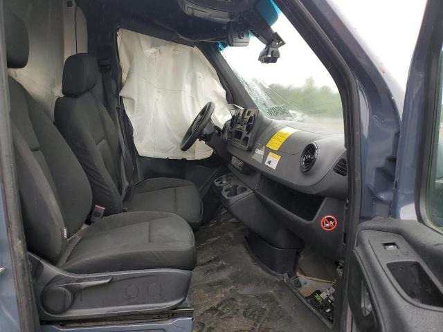 Photo 7 from auction – 2019 MERCEDES-BENZ SPRINTER 2 with VIN WD4PF1CD7KP140015