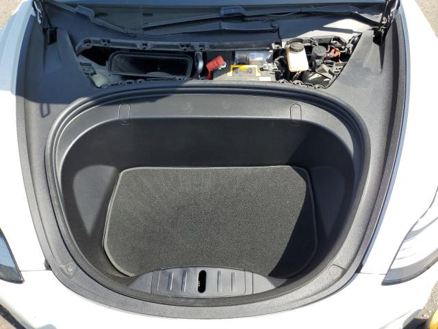 Photo 11 from auction – 2018 TESLA MODEL 3 with VIN 5YJ3E1EA1JF162714