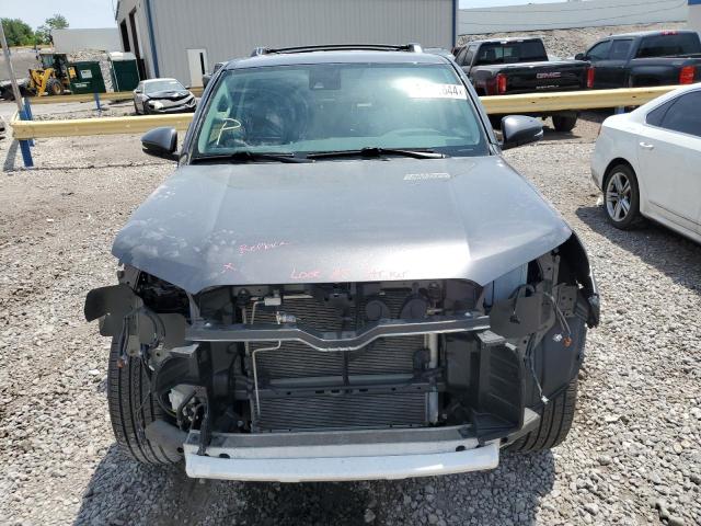 Photo 5 from auction – 2020 TOYOTA 4RUNNER SR with VIN JTEBU5JR3L5737641